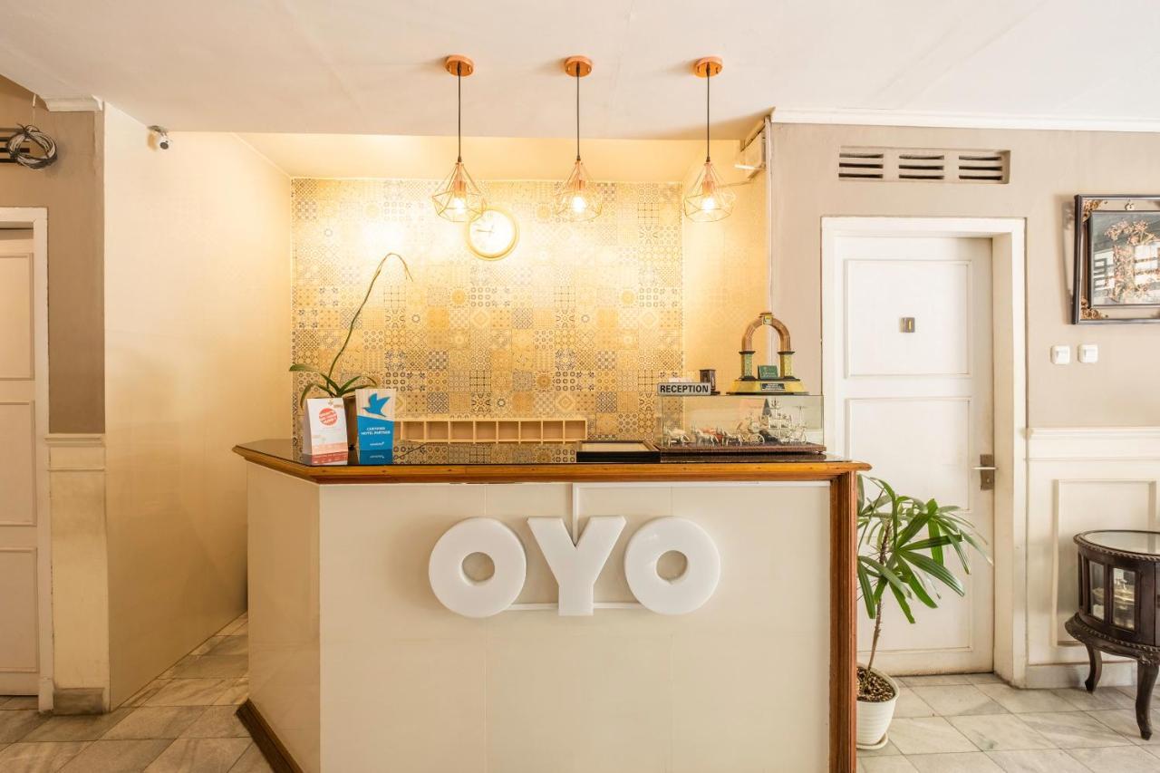 Oyo 1444 Patradissa Stasiun Bandung Hotel Екстер'єр фото